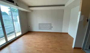 ขายคอนโด  เดอะ วอเตอร์ฟอร์ด สุขุมวิท 50 BTS-พระโขนง พระโขนง เขต คลองเตย กรุงเทพ CX-83521