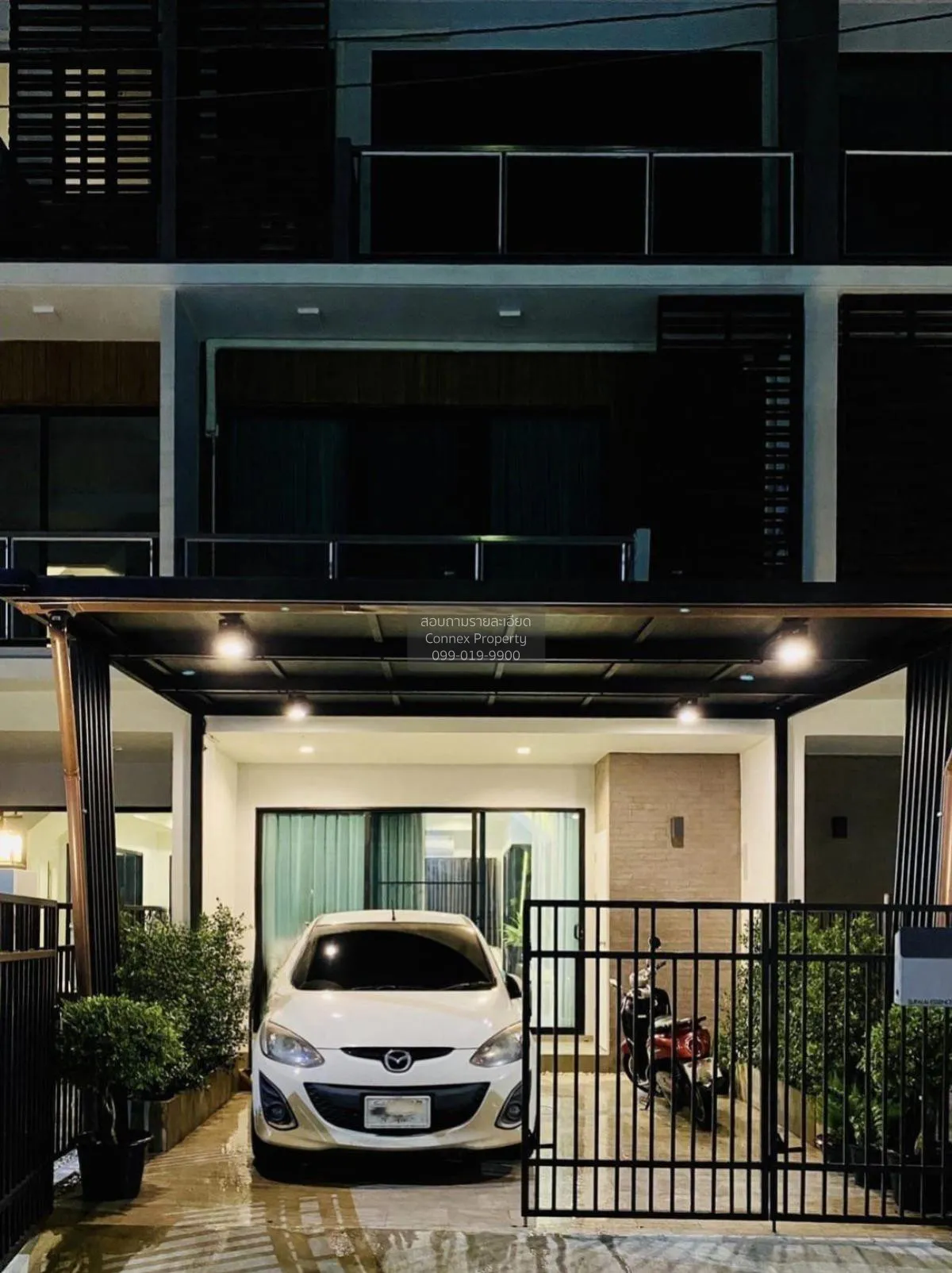 ขายทาวน์เฮ้าส์/ทาวน์โฮม  ศุภาลัย เอสเซ้นส์ ลาดพร้าว MRT-ลาดพร้าว  1