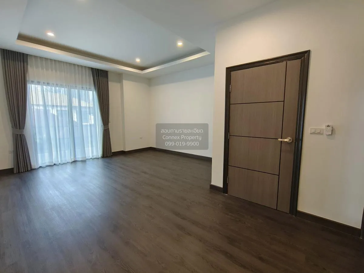 For Sale 3-storey single house, Sukhumvit 65 , Phra Khanong Nuea 