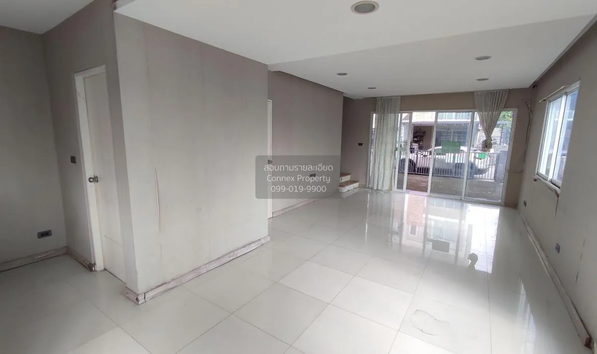 For Sale Townhouse/Townhome  , Deluxe Town Ramintra , Tha Raeng , 1