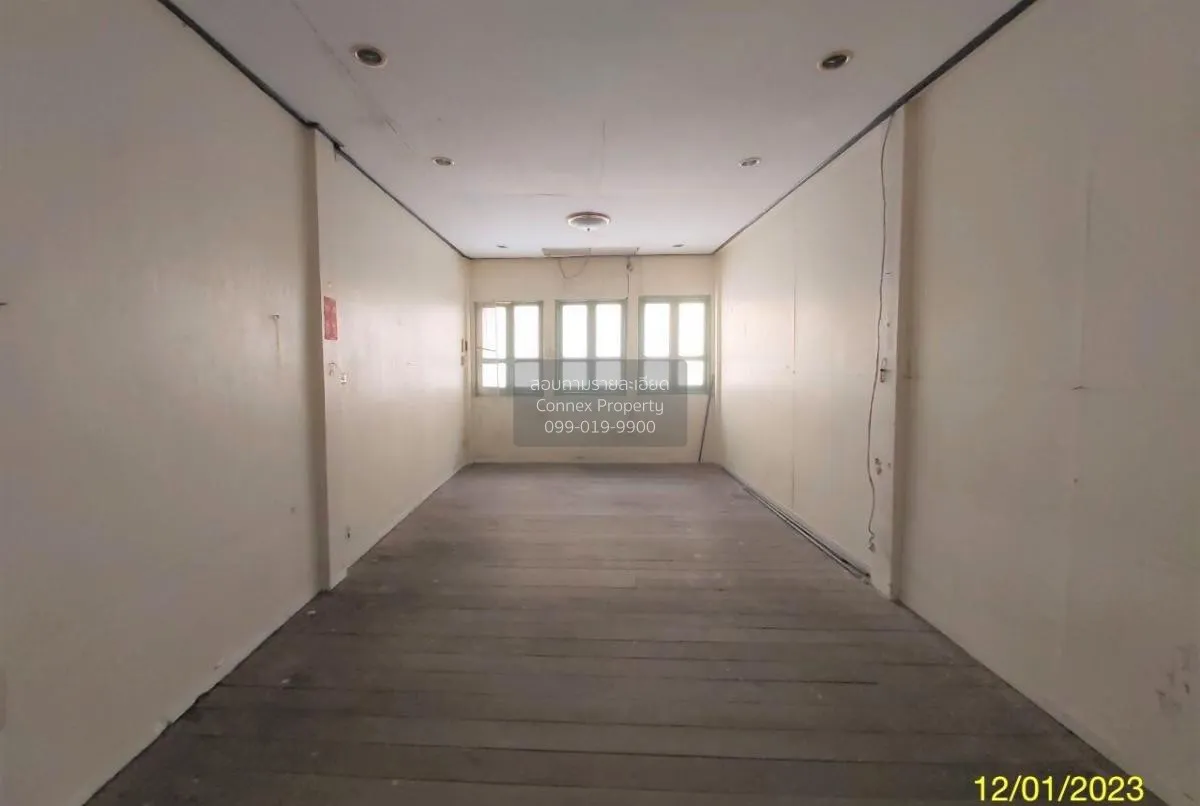 ขายอาคารพาณิชย์ 3 ชั้น ซอย อาภรณ์โบ๊เบ๊ 2 รองเมือง เขต ปทุมวัน กร 1