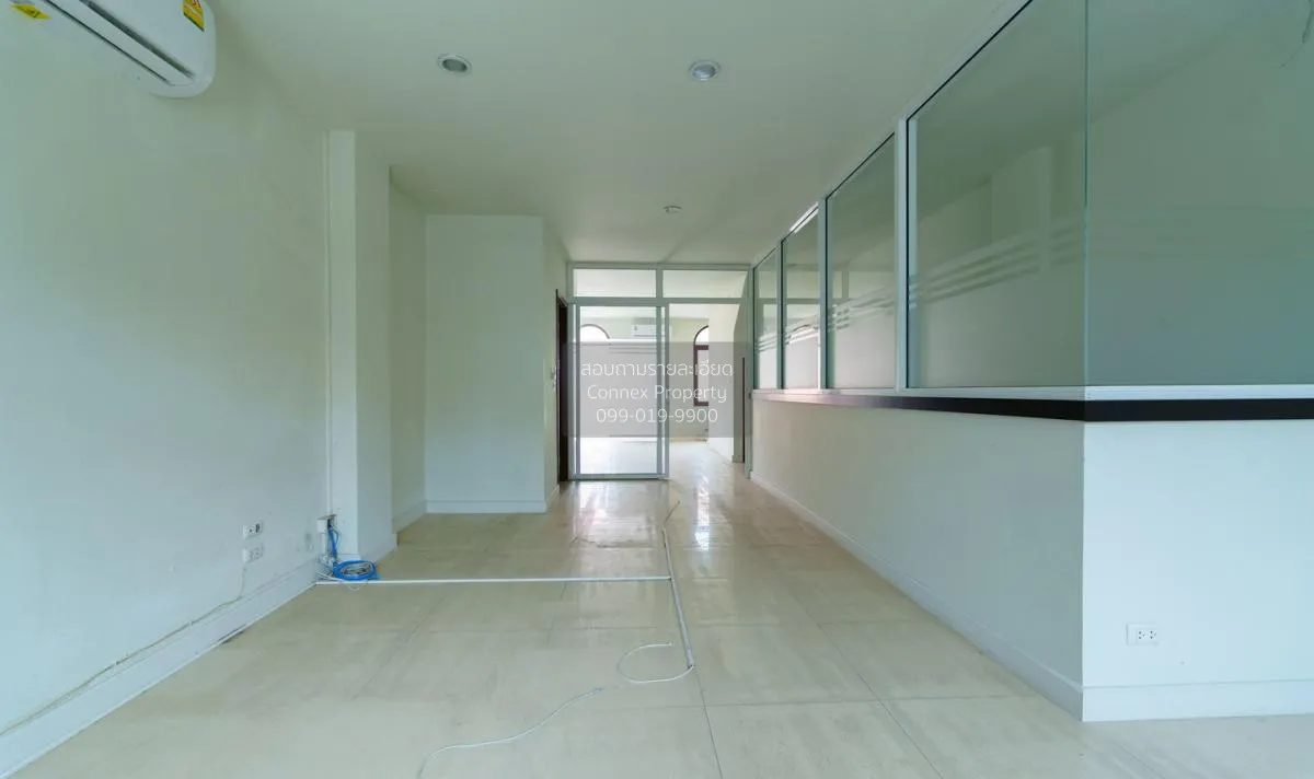ขายอาคารพาณิชย์  เวนิส ดิ ไอริส ท่าแร้ง เขต บางเขน กรุงเทพ CX-840 4