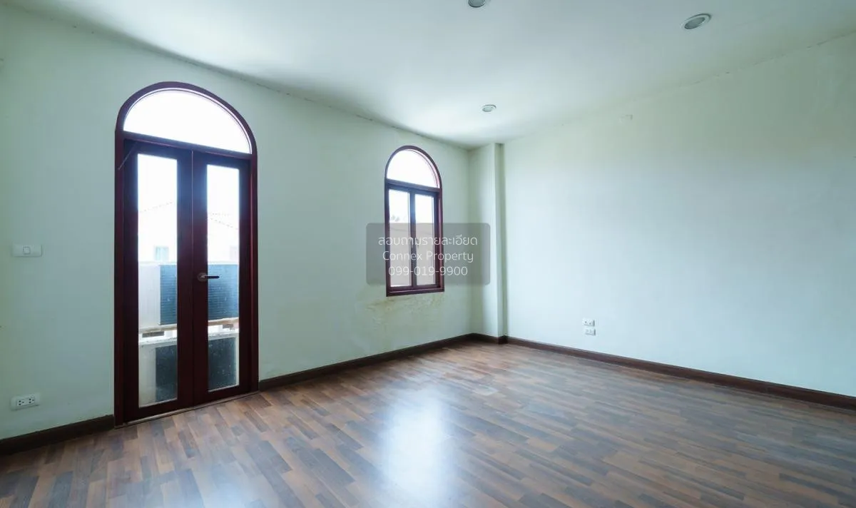 ขายอาคารพาณิชย์  เวนิส ดิ ไอริส ท่าแร้ง เขต บางเขน กรุงเทพ CX-840