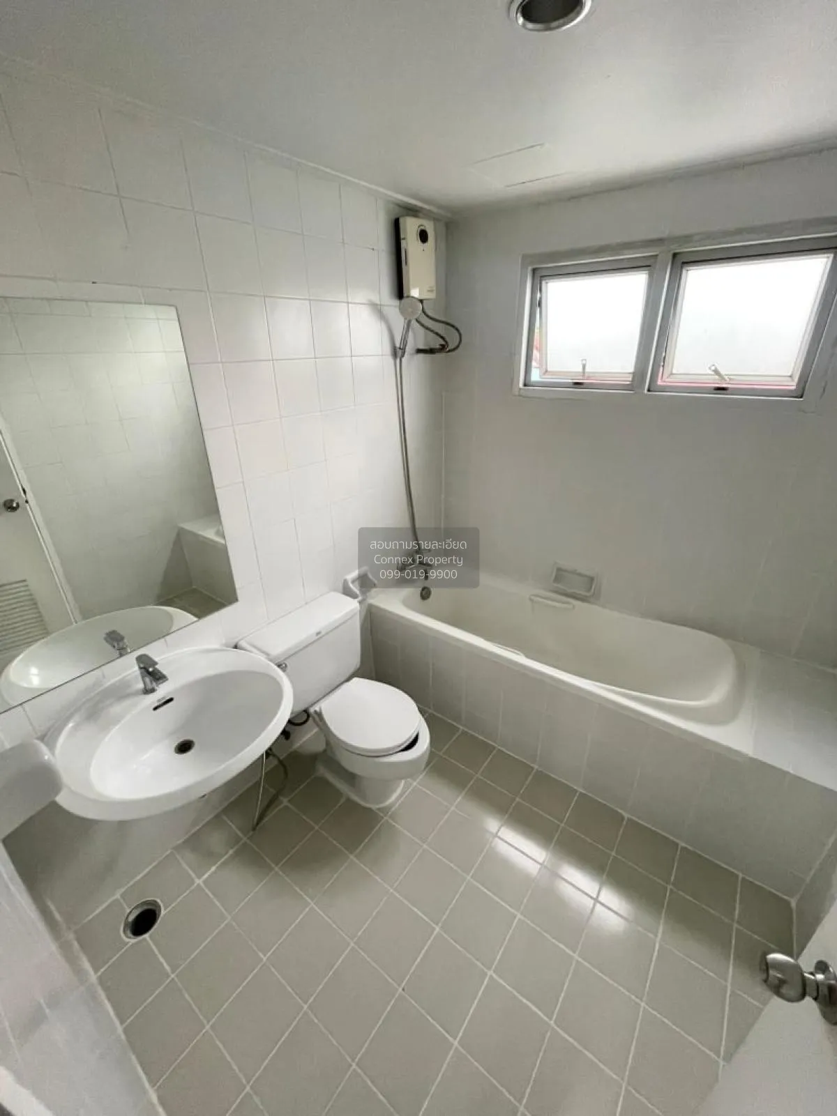 เช่าคอนโด  เดอะ วอเตอร์ฟอร์ด พระราม 4 BTS-พระโขนง คลองเตย เขต พระ