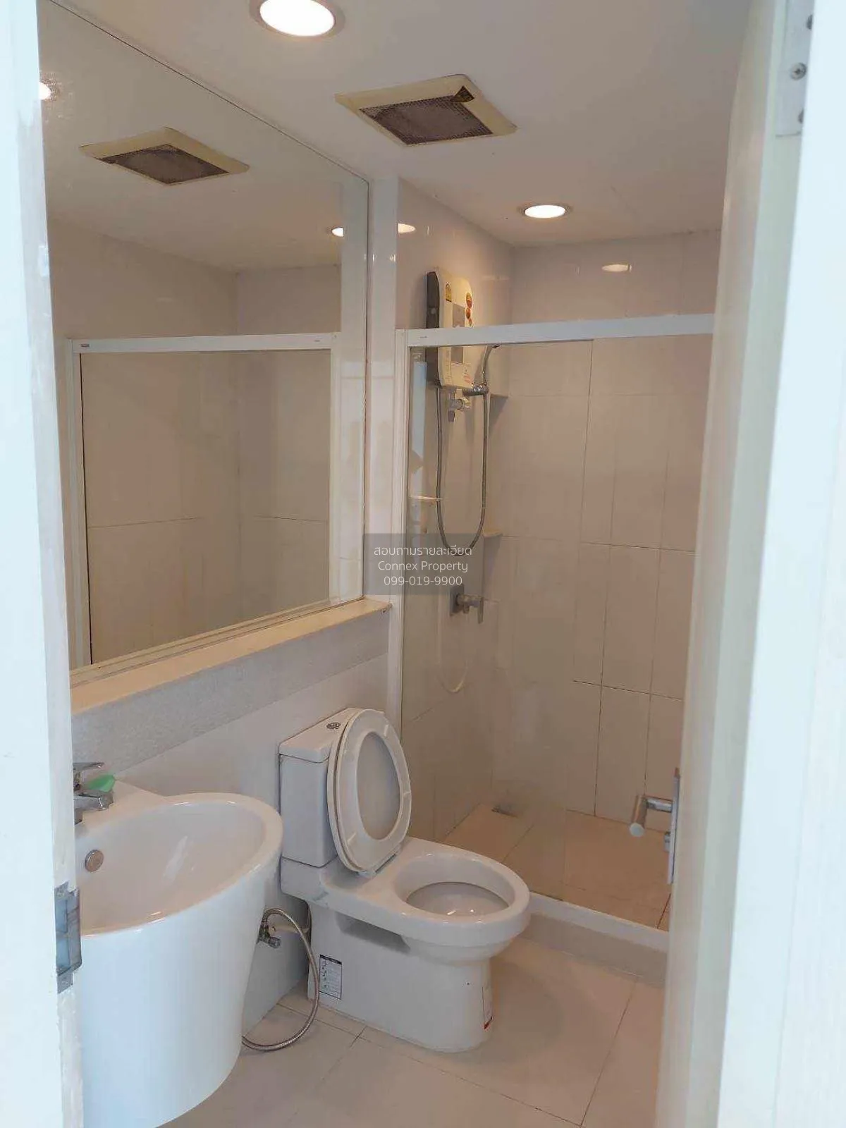 For Sale Townhouse/Townhome  , BAAN KLANG MUANG CHOKCHAI 4 , Lat 