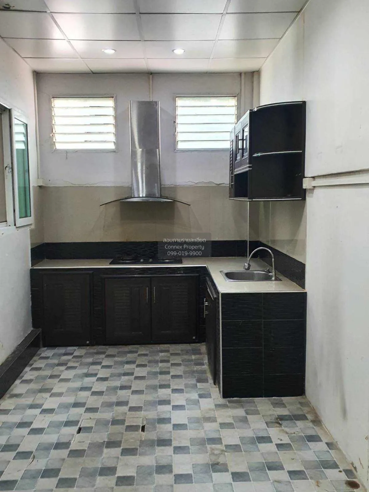 For Sale Townhouse/Townhome  , BAAN KLANG MUANG CHOKCHAI 4 , Lat 