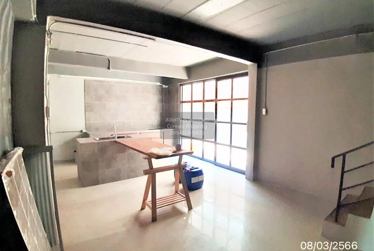 ขายอาคารพาณิชย์ 3 ชั้น 3 คูหา ซอย ในหมู่บ้าน บางใหญ่ บางใหญ่ นนทบ 3