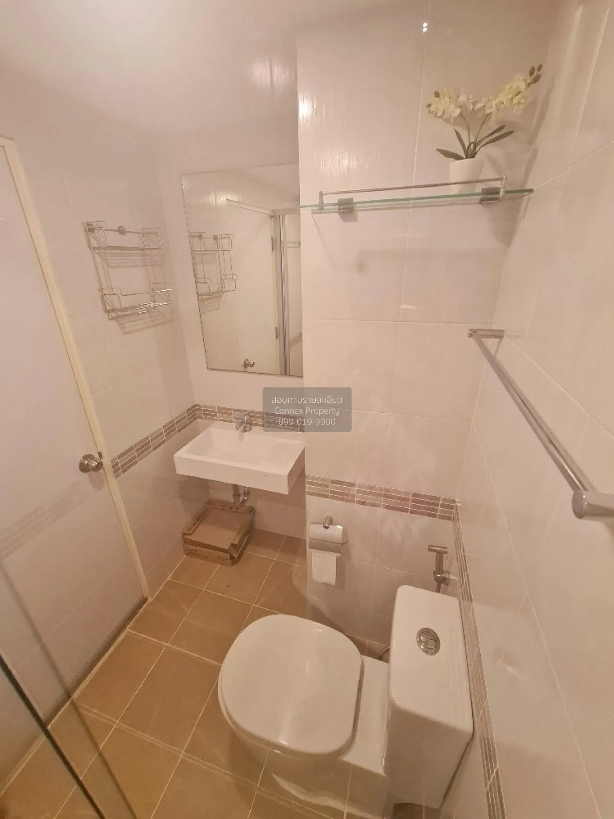 ขายคอนโด  ลุมพินี เพลส บางนา กม.3 บางนา เขต บางนา กรุงเทพ CX-8425