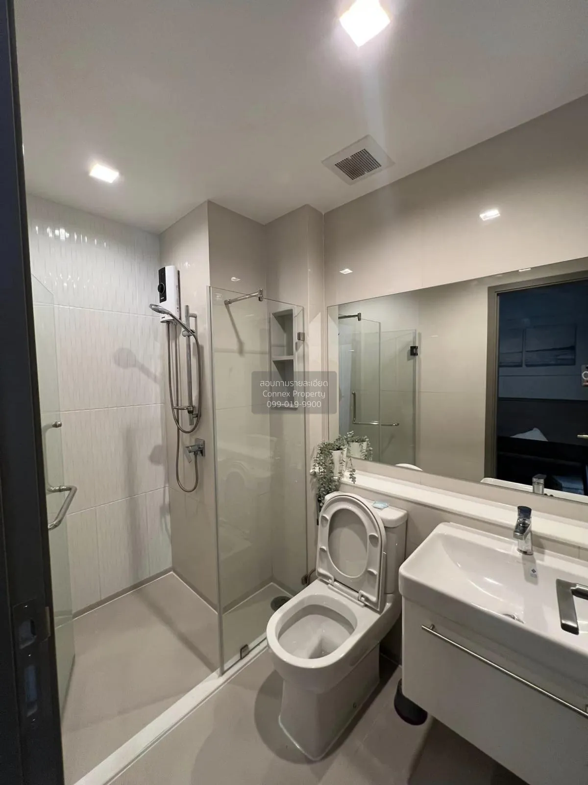 เช่าคอนโด  ไลฟ์ อโศก ไฮป์ พระราม 9 MRT-พระราม 9 มักกะสัน เขต ราชเ