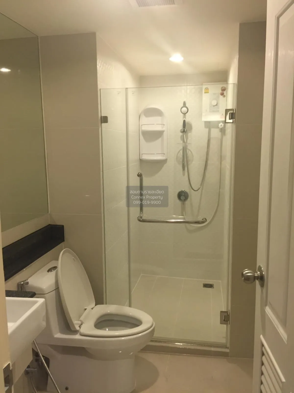 เช่าคอนโด  เดอะ คริส รัชดา 17 MRT-สุทธิสาร ดินแดง เขต ดินแดง กรุง