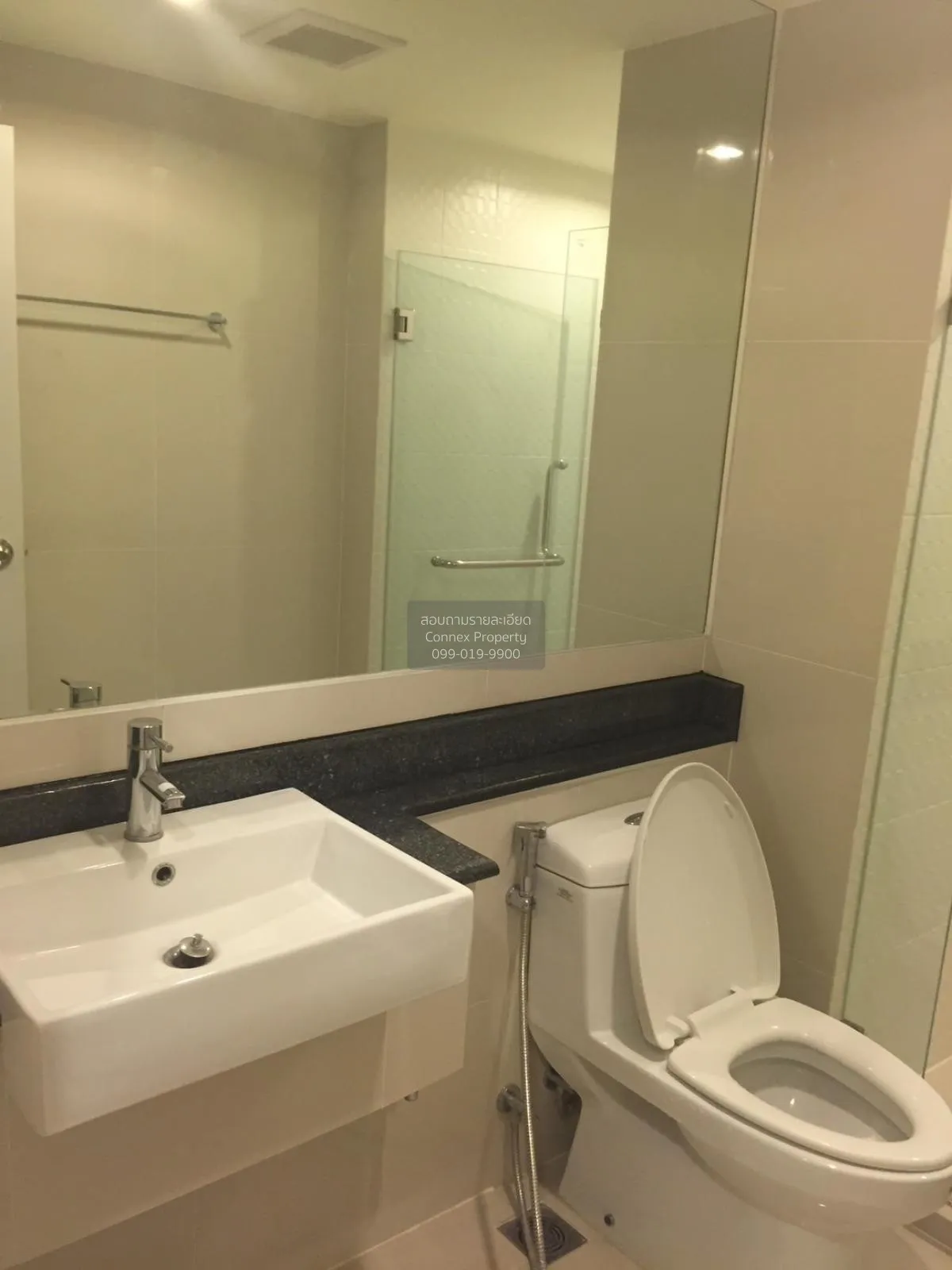 เช่าคอนโด  เดอะ คริส รัชดา 17 MRT-สุทธิสาร ดินแดง เขต ดินแดง กรุง