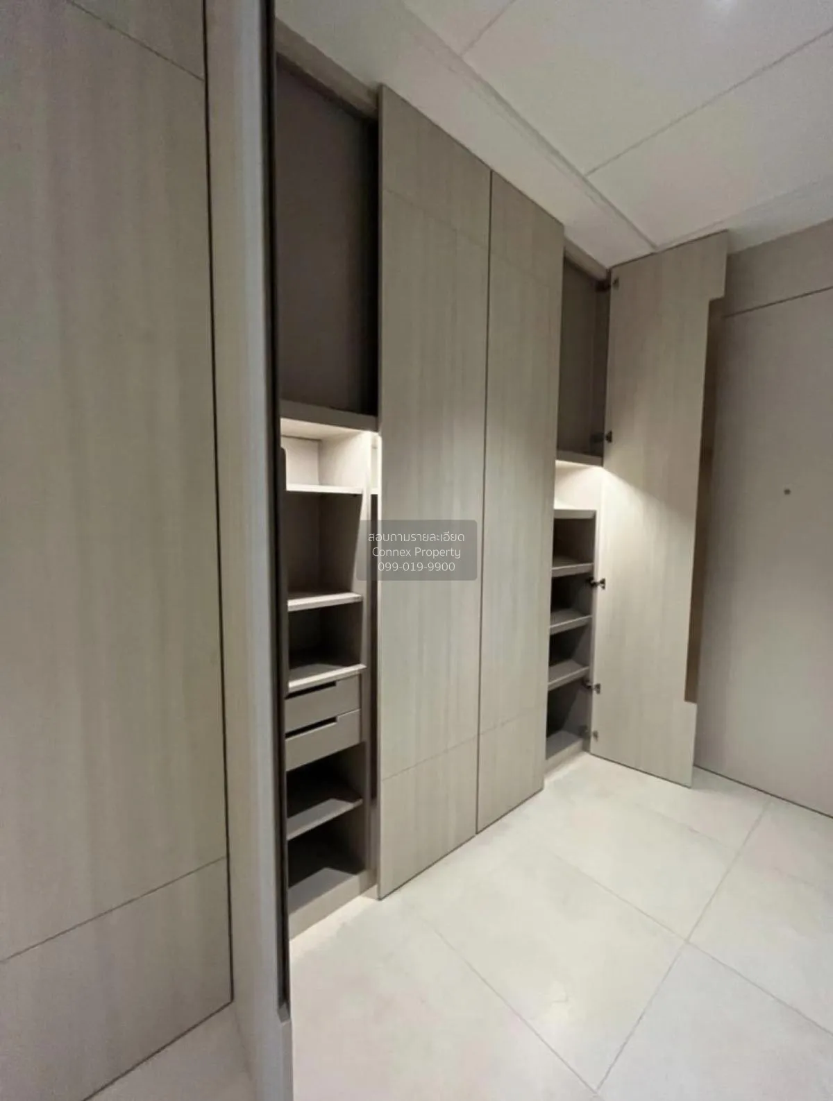 For Sale Condo , Baan Sindhorn , BTS-Chit Lom , Lumpini , Pathum 