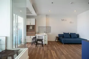 ขายคอนโด  เดอะ รูม สาทร - ตากสิน BTS-โพธิ์นิมิตร บางยี่เรือ เขต ธนบุรี กรุงเทพ CX-84451