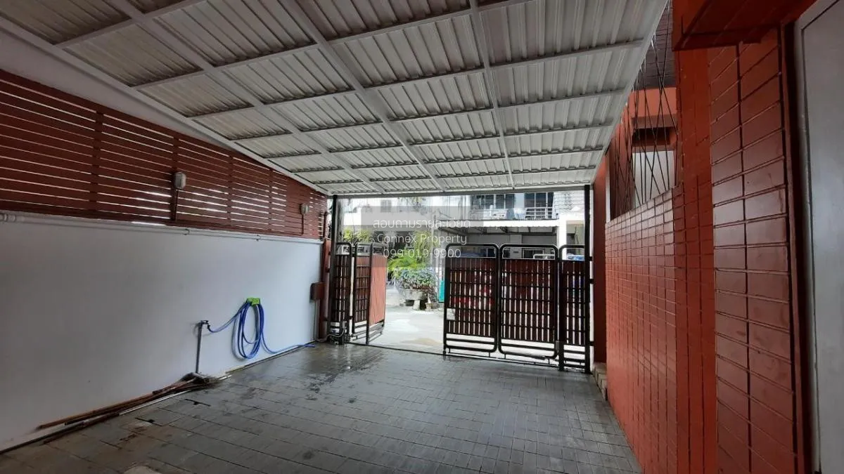 ขายทาวน์เฮ้าส์/ทาวน์โฮม  วราธรวิลล์ พัฒนาการ 44 สวนหลวง เขต สวนหล