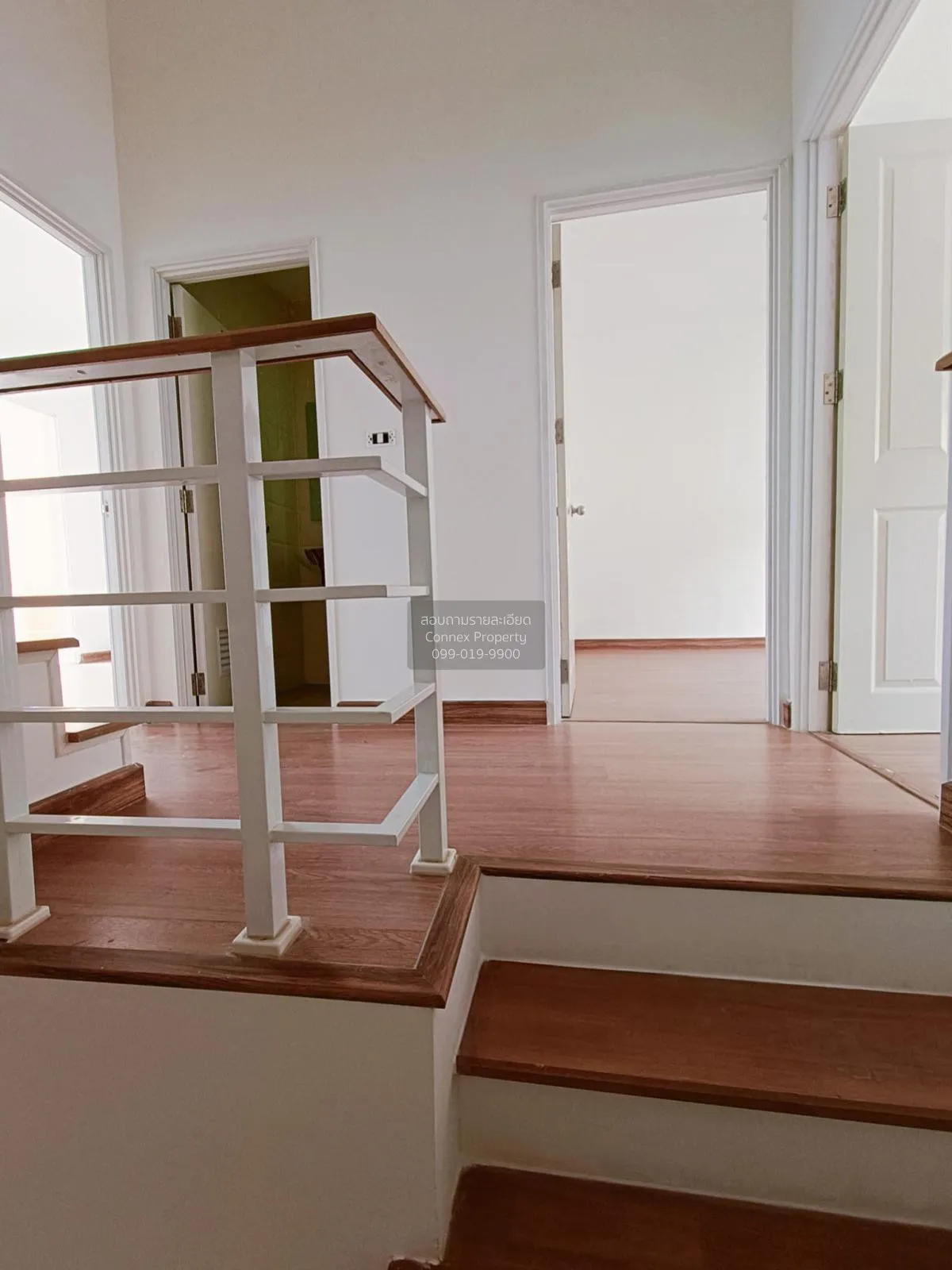 ขายทาวน์เฮ้าส์/ทาวน์โฮม  โกลเด้น ทาวน์ พระราม 2 ห้องมุม พันท้ายนร