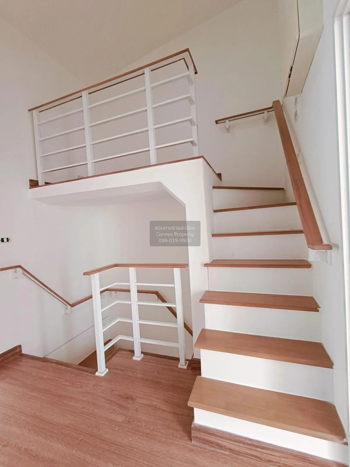 ขายทาวน์เฮ้าส์/ทาวน์โฮม  โกลเด้น ทาวน์ พระราม 2 ห้องมุม พันท้ายนร