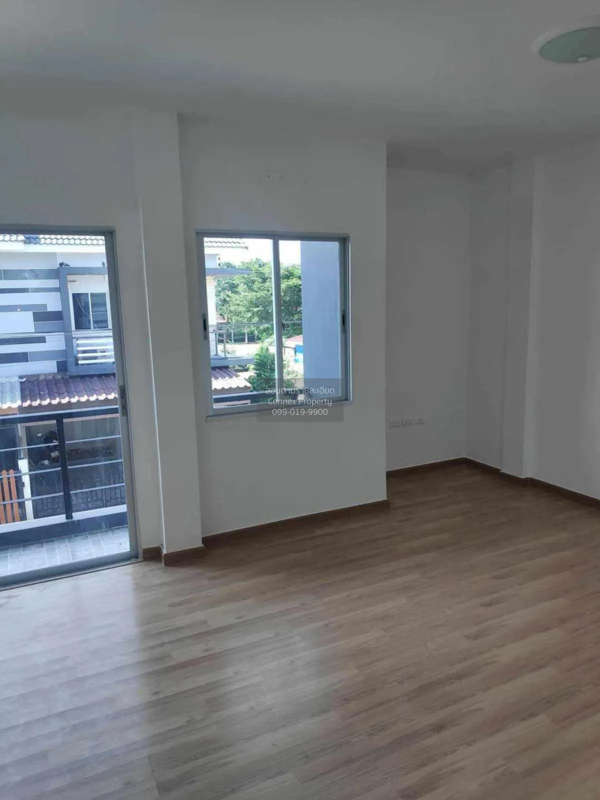 ขายทาวน์เฮ้าส์/ทาวน์โฮม  บ้าน ดี เศรษฐกิจ รีโนเวทใหม่ ท่าทราย เมื