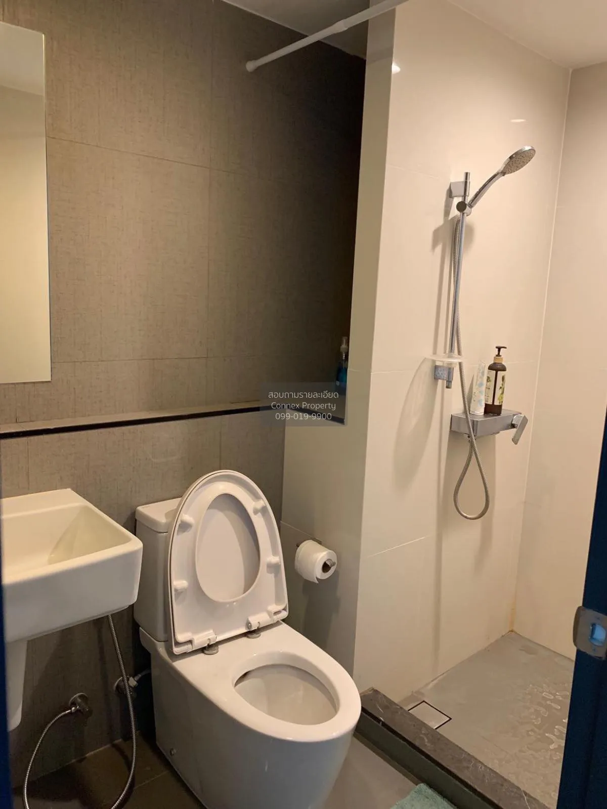 For Sale Condo , Very Sukhumvit 72 , BTS-Bearing , Samrong Nuea ,