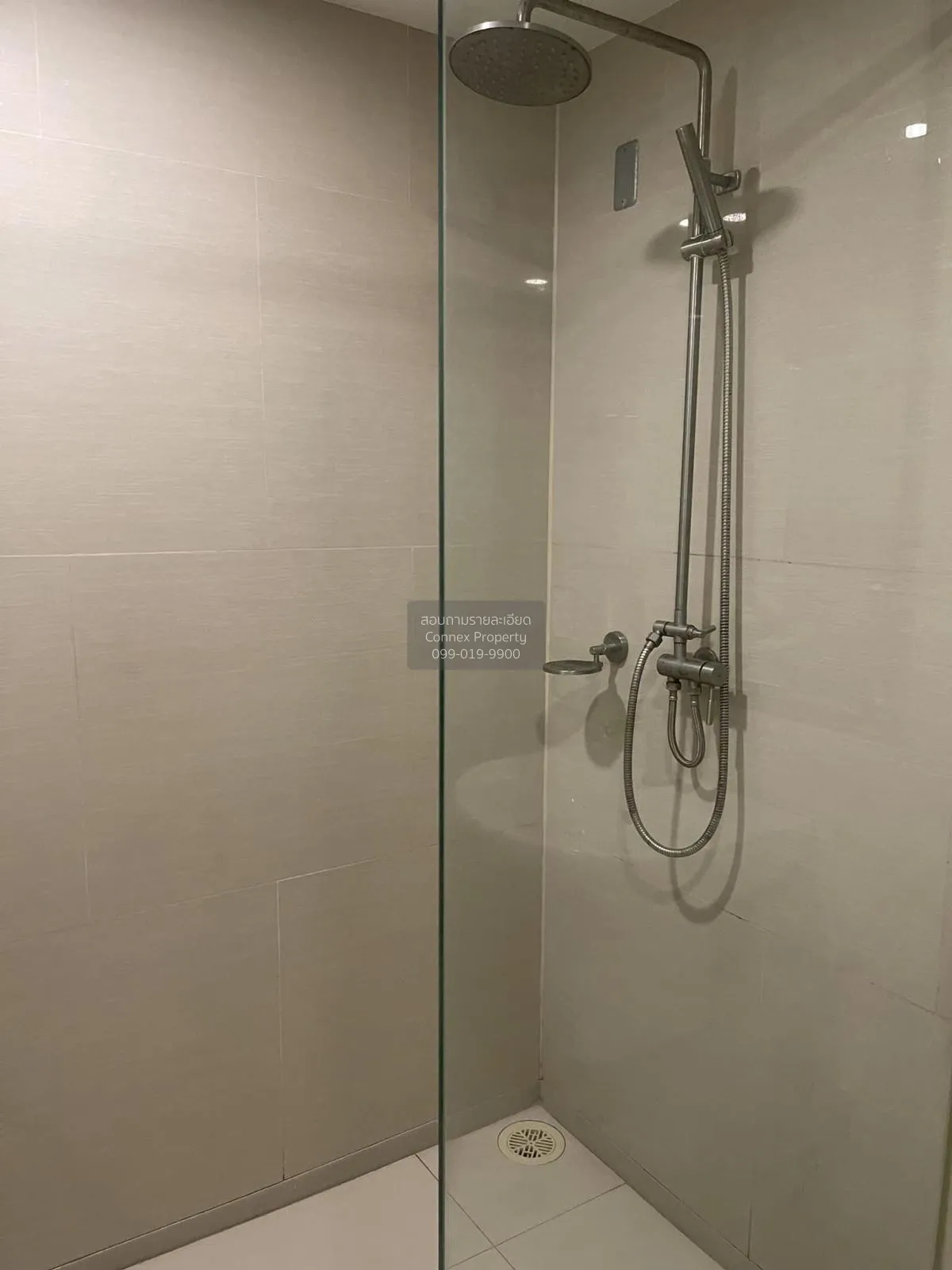 เช่าคอนโด  บลอสซั่ม คอนโด แอท แฟชั่น ดูเพล็กซ์ คันนายาว เขต คันนา