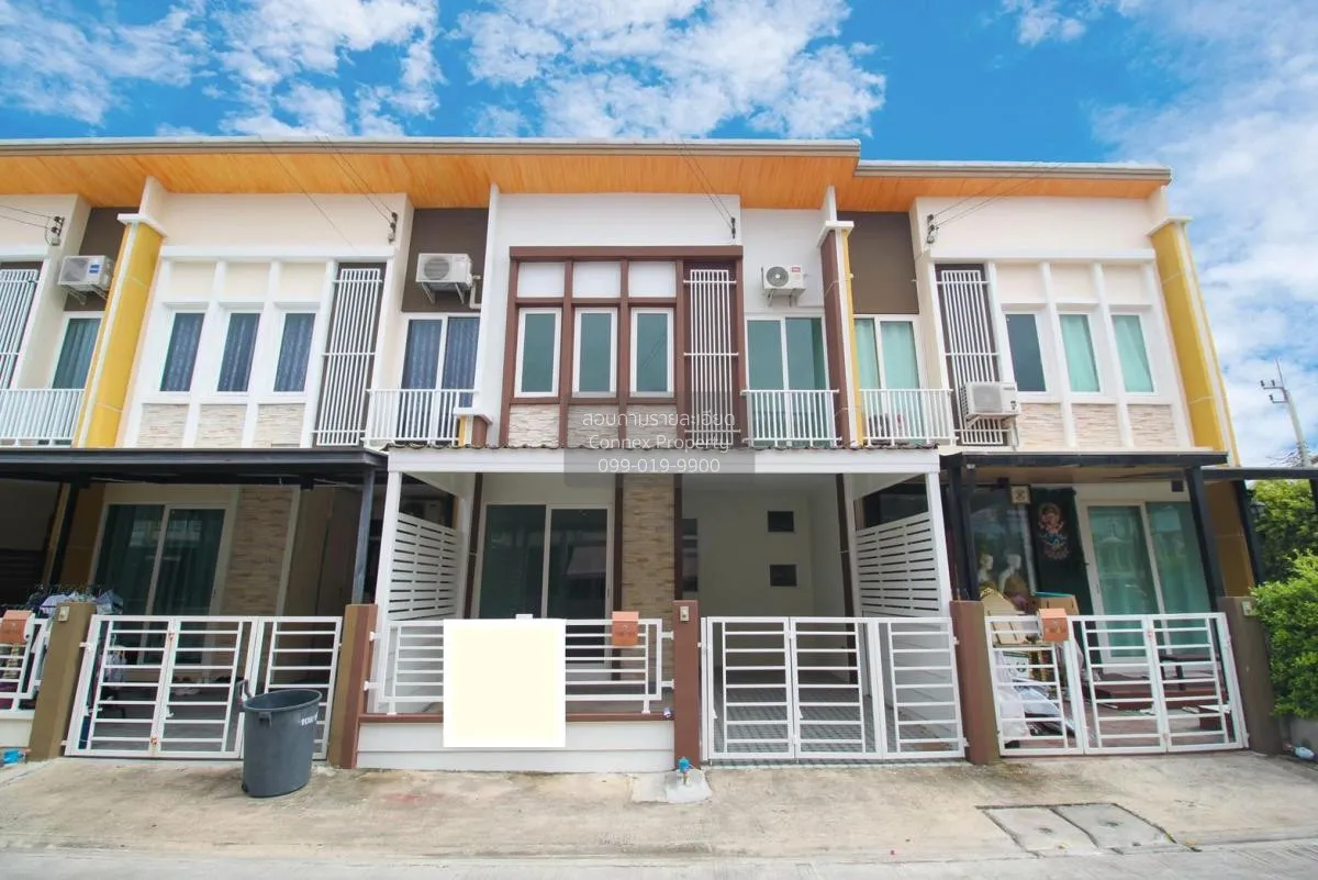 ขายทาวน์โฮม 2 ชั้น โกลเด้นท์ ทาวน์  เพชรเกษม 108 หนองแขม เขต หนอง 1