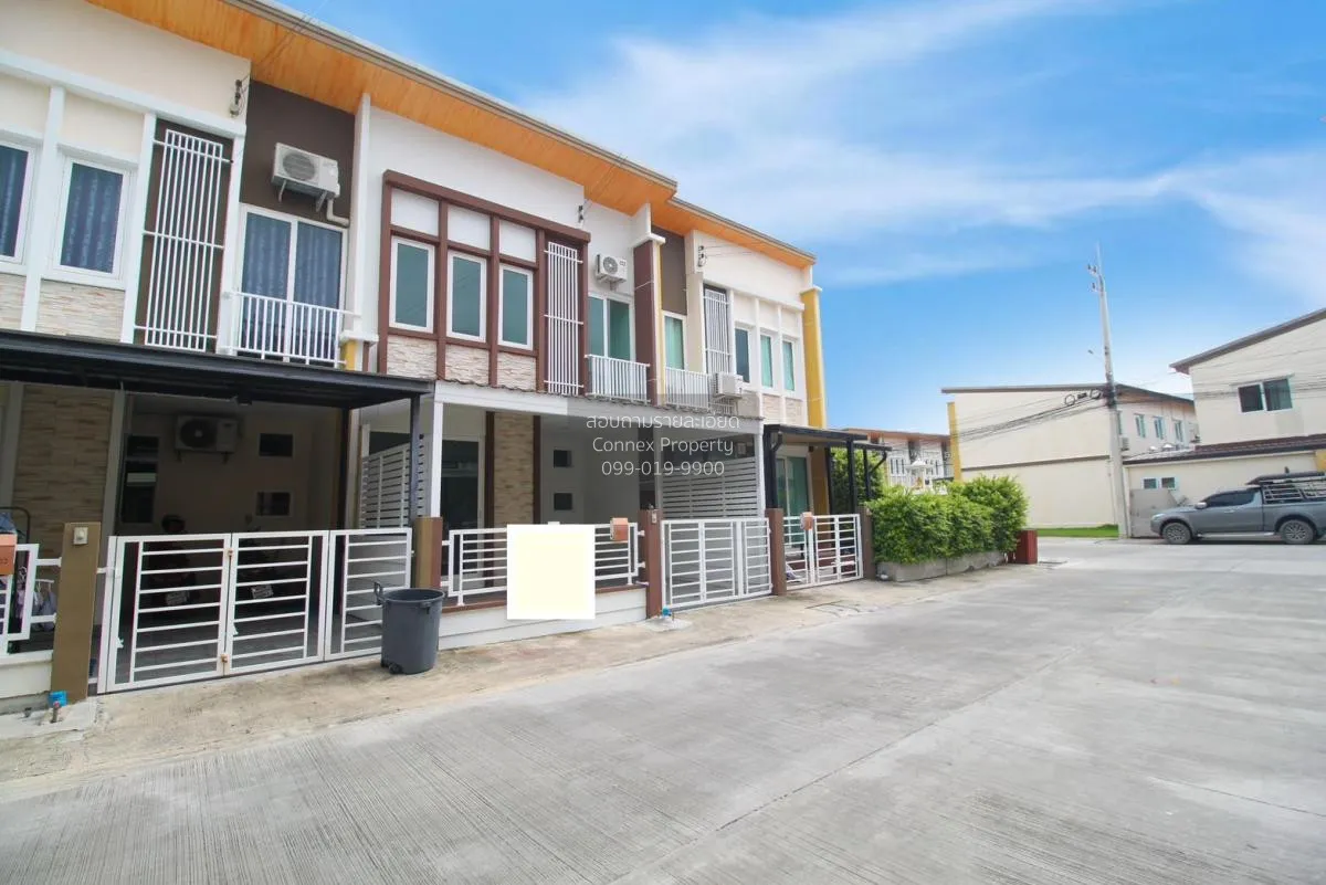 ขายทาวน์โฮม 2 ชั้น โกลเด้นท์ ทาวน์  เพชรเกษม 108 หนองแขม เขต หนอง 2