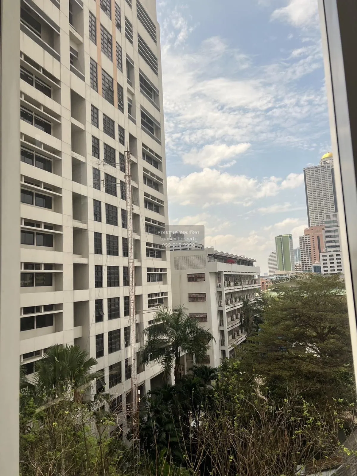 ขายคอนโด  เดอะ รูม สาทร - ถนนปั้น วิวสวย ห้องมุม หน้ากว้าง BTS-สุ