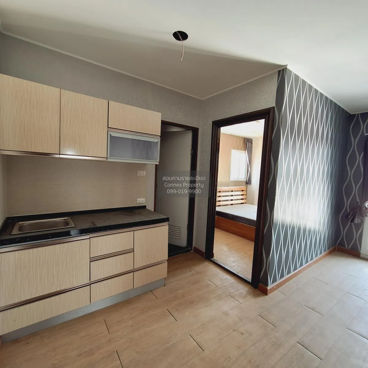 ขายคอนโด  เดอะคริสตัล คอนโด(บี มาย คอนโด) ทุ่งสุขลา ศรีราชา ชลบุร