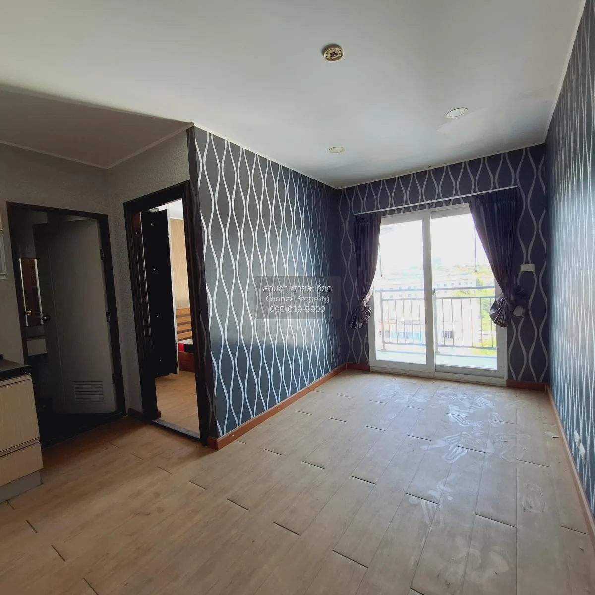 ขายคอนโด  เดอะคริสตัล คอนโด(บี มาย คอนโด) ทุ่งสุขลา ศรีราชา ชลบุร