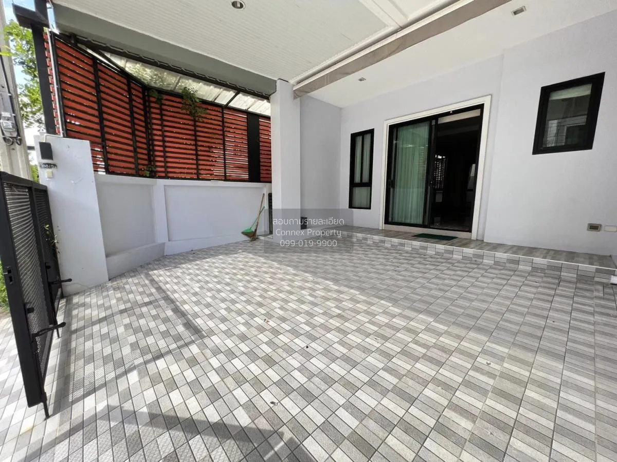 For Sale Townhouse/Townhome  , THE INSPIRE TEPARAK , corner unit  3