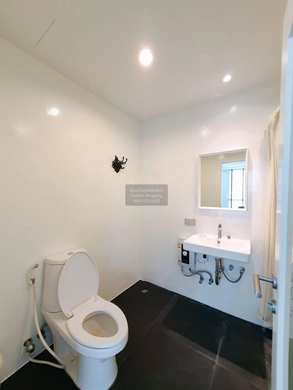 เช่าคอนโด  โนเบิล ไลท์ รีโนเวทใหม่ BTS-อารีย์ สามเสนใน เขต พญาไท 