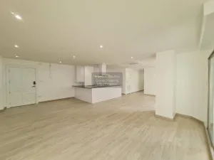 เช่าคอนโด  สีลม คอนโดมิเนียม BTS-ศาลาแดง สีลม เขต บางรัก กรุงเทพ CX-85210