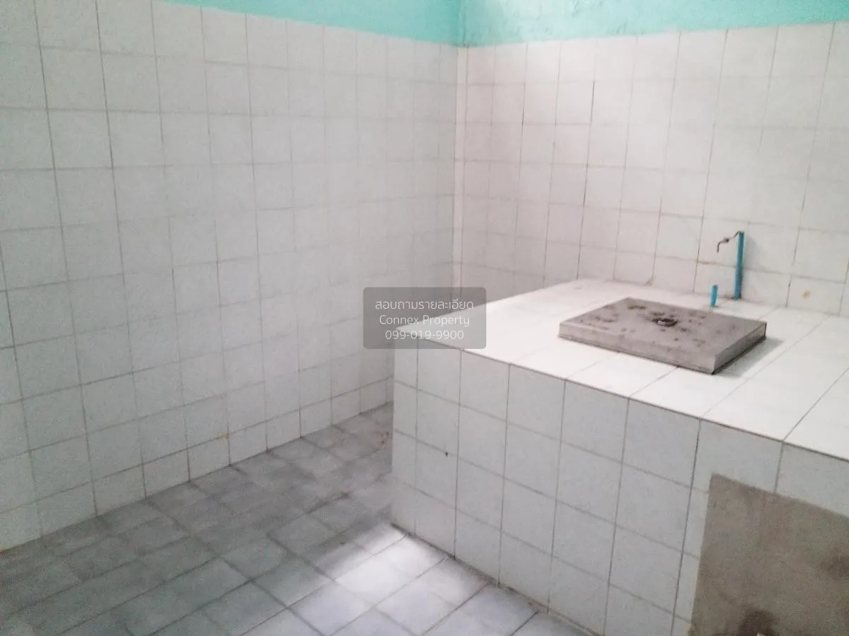 For Sale Commercial building, 3 storey, Soi Ban Suan - Phraya Saj 3