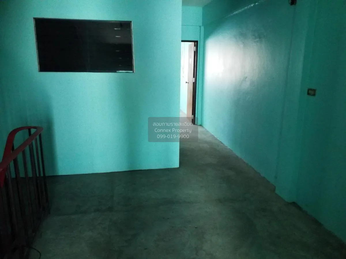 For Sale Commercial building, 3 storey, Soi Ban Suan - Phraya Saj