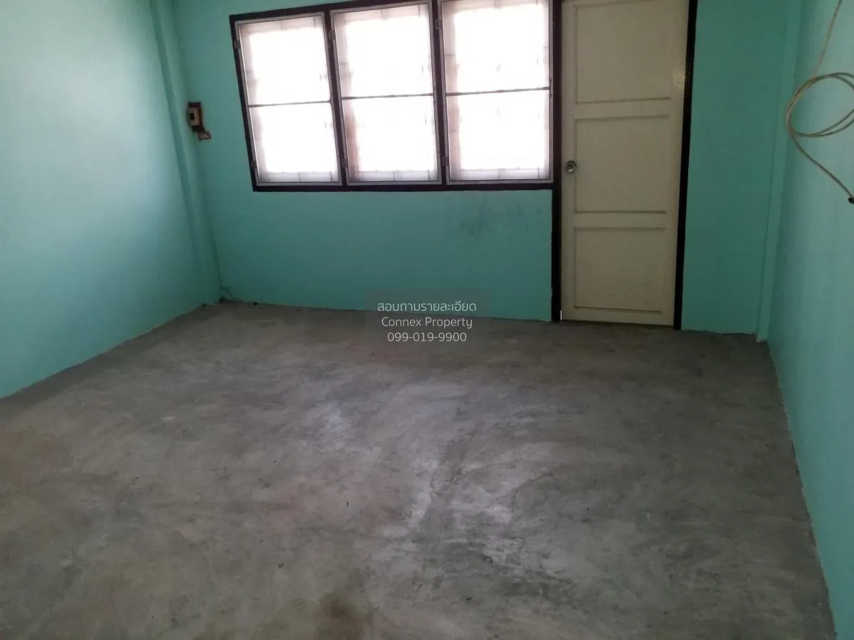 For Sale Commercial building, 3 storey, Soi Ban Suan - Phraya Saj
