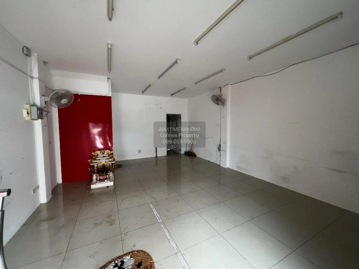 For Sale Commercial building, 3 storey, Soi Mit Samphan , Samet , 1