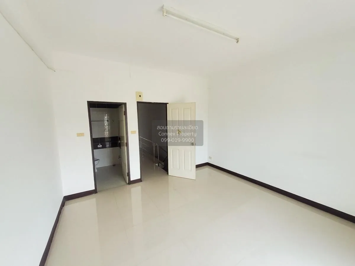 For Sale Commercial building, 4 storey, Pornthep Garden Ville Ban