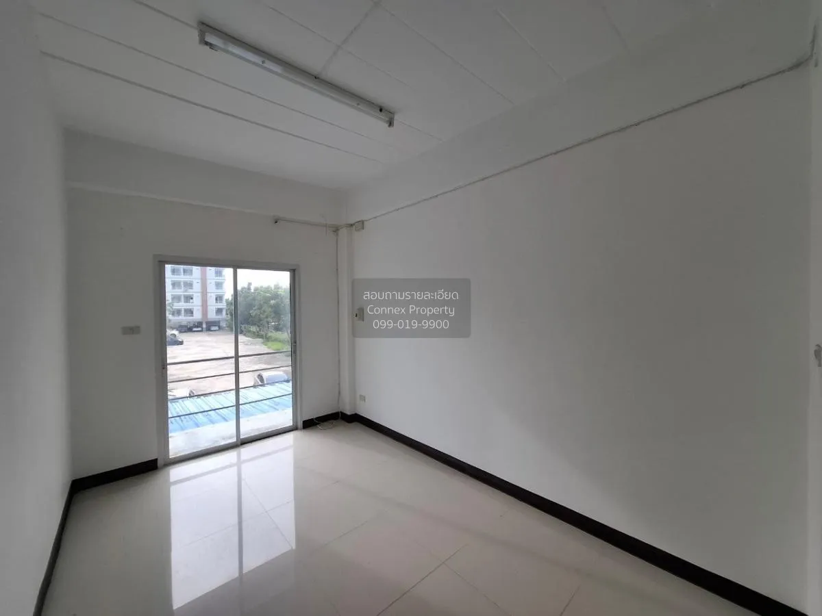 For Sale Commercial building, 4 storey, Pornthep Garden Ville Ban