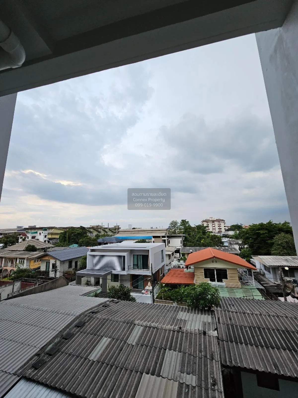 เช่าคอนโด  ชีวาทัย ฮอลล์มาร์ค ลาดพร้าว-โชคชัย 4 MRT-โชคชัย 4 (สาย