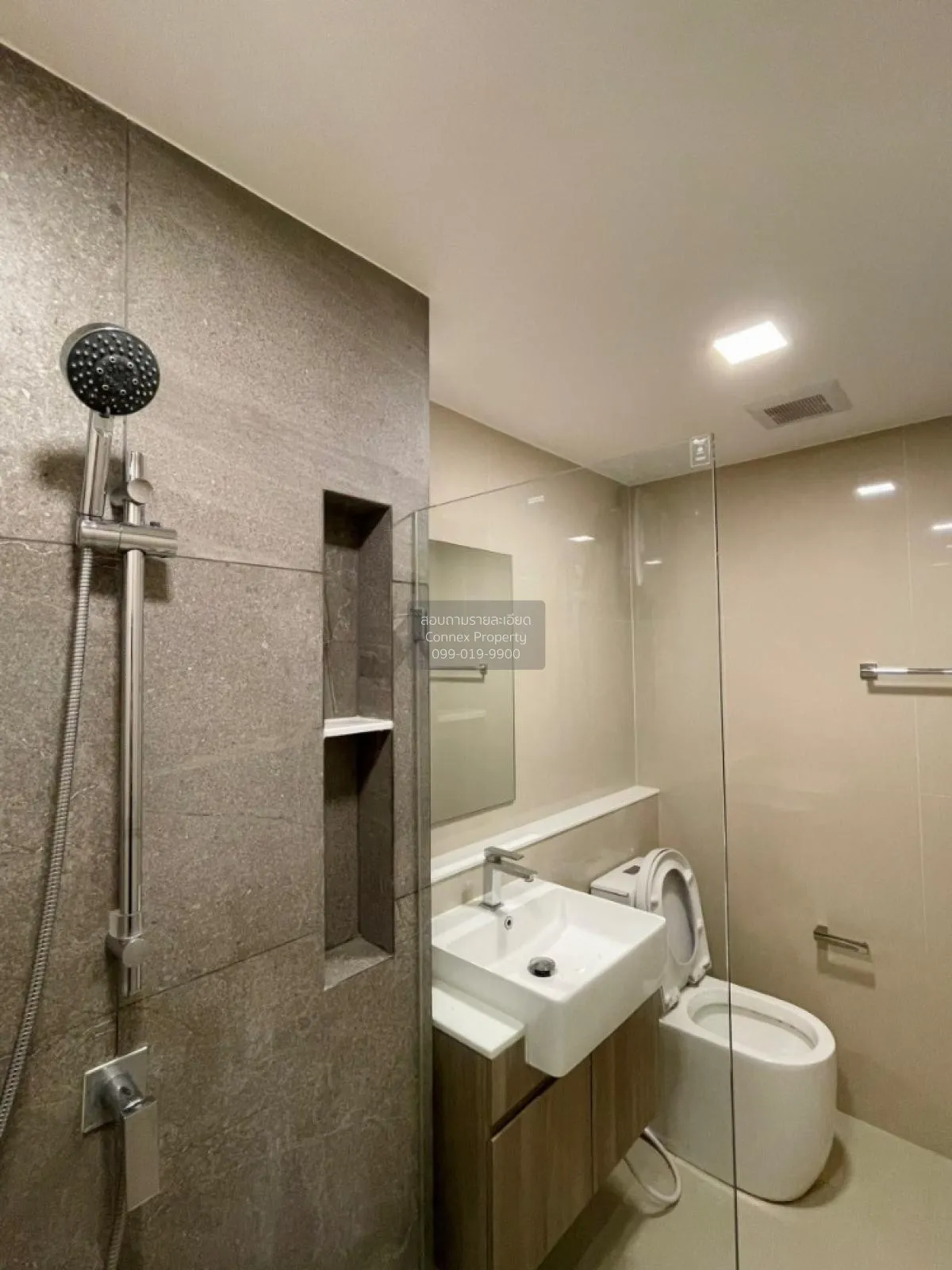 For Sale Condo , QUINTARA ARTE Sukhumvit 52 , Bang Chak , Phra Kh