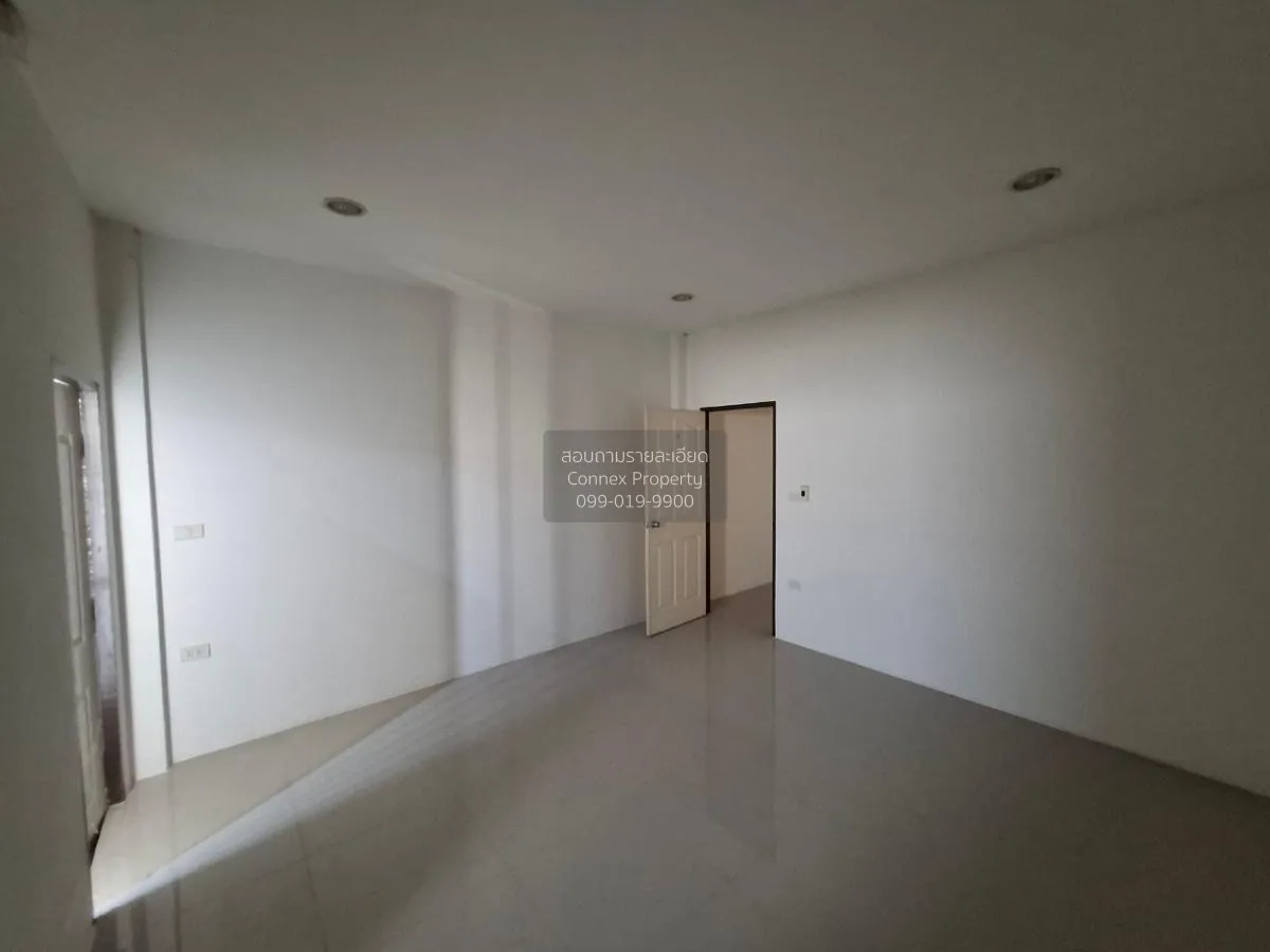 For Sale Commercial building, 3 storey, Na Kluea - Khao Mai Kaew 