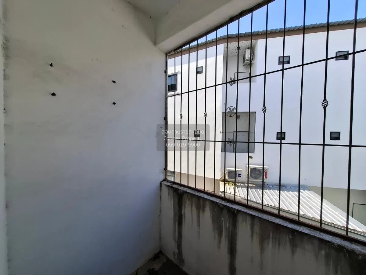 For Sale Commercial building, 3 storey, Na Kluea - Khao Mai Kaew 