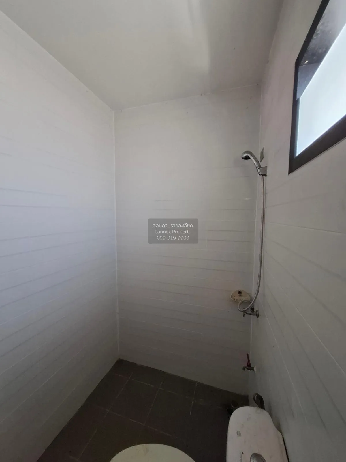 For Sale Commercial building, 3 storey, Na Kluea - Khao Mai Kaew 