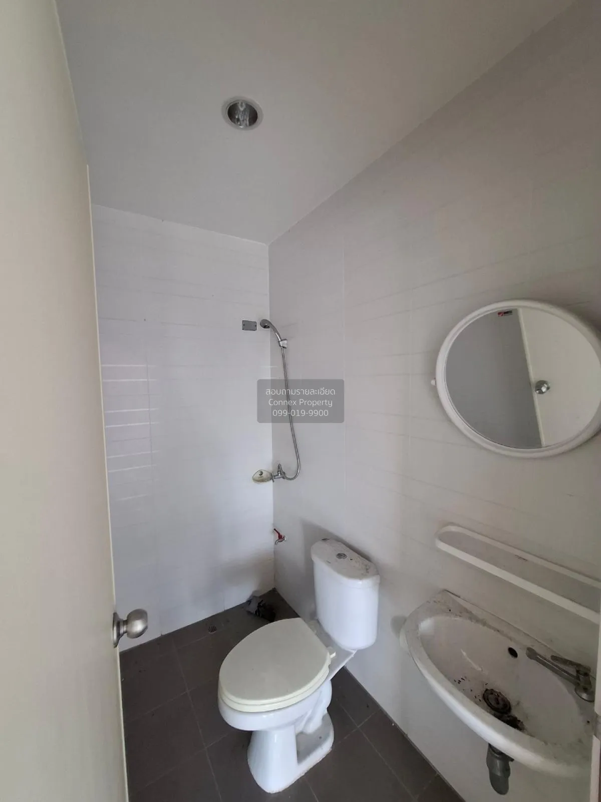 For Sale Commercial building, 3 storey, Na Kluea - Khao Mai Kaew 