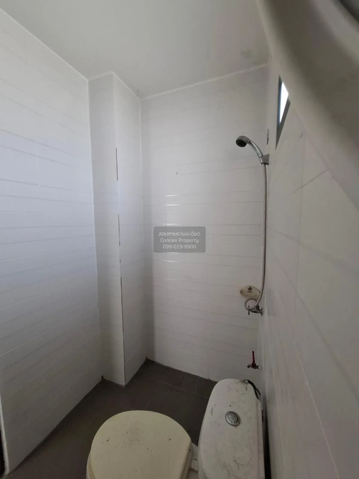 For Sale Commercial building, 3 storey, Na Kluea - Khao Mai Kaew 