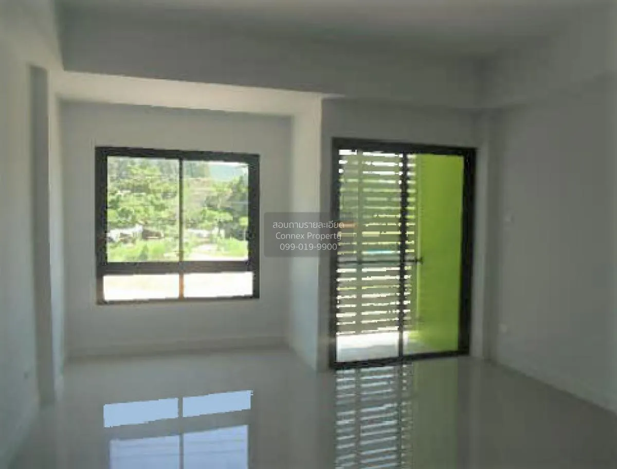 For Sale Commercial building, 3 storey, 2cavern, Ban Mueang Thong 4