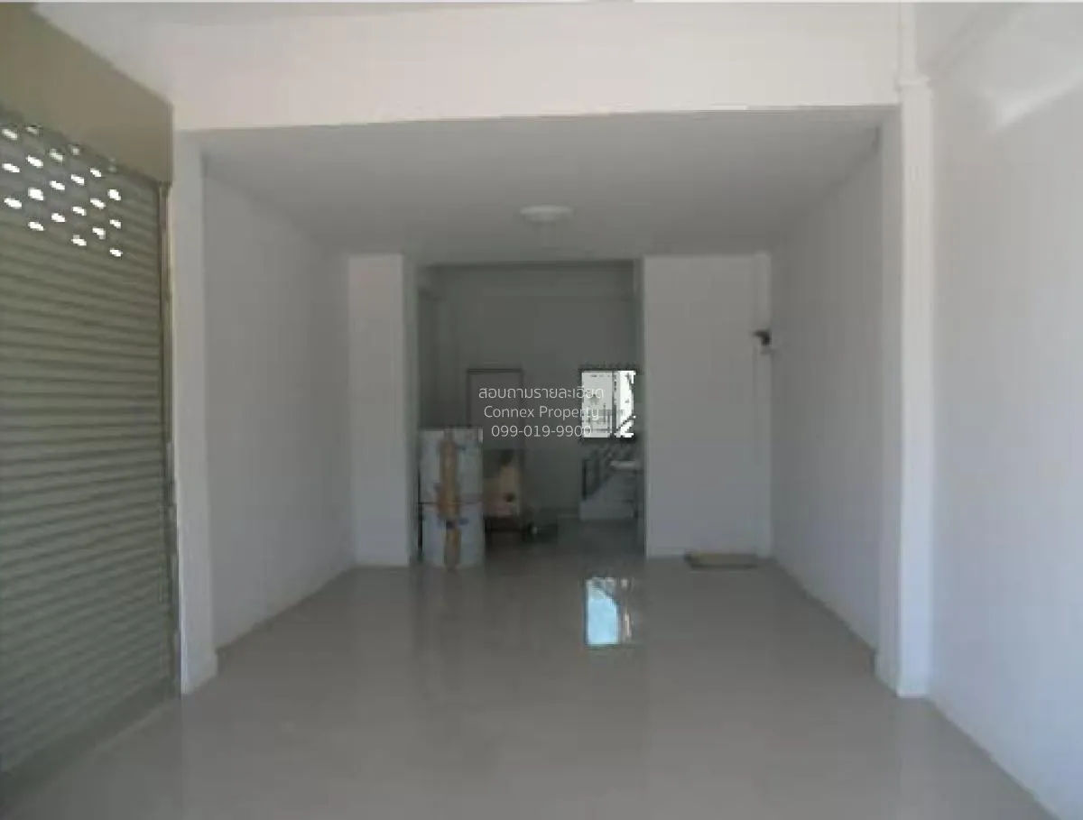 For Sale Commercial building, 3 storey, 2cavern, Ban Mueang Thong