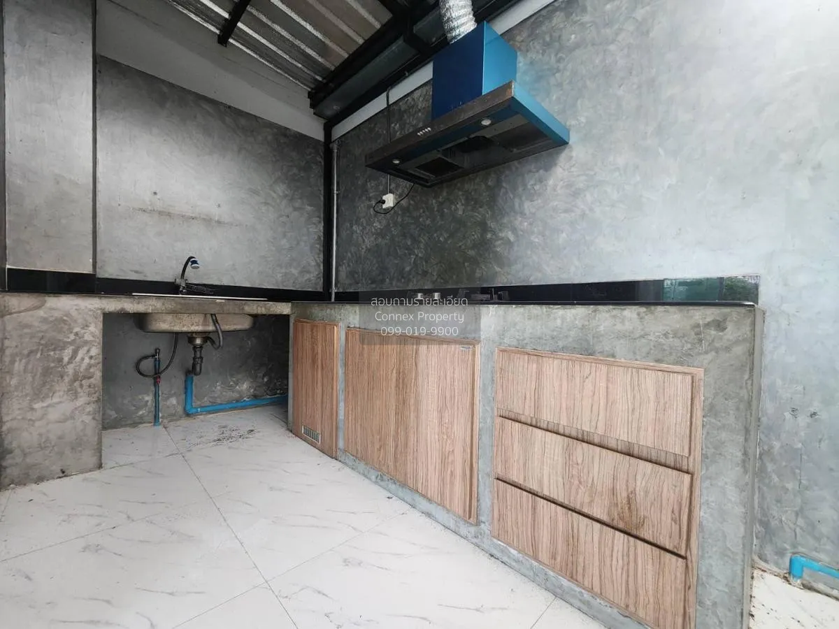 For Sale Townhouse/Townhome  , Praphassorn Grand Ville 23 , Bang 