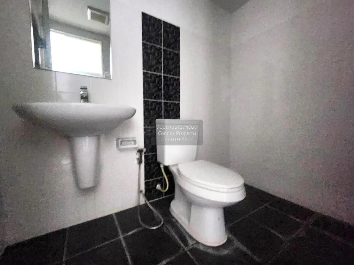 For Sale Townhouse/Townhome  , Preseo Plus One Amata Nakorn-Nong 