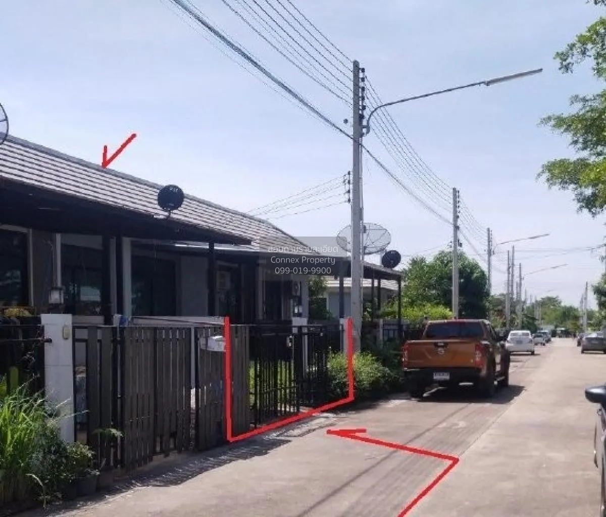 For Sale Townhouse/Townhome  , The Central Town Bueng - Sriracha  1