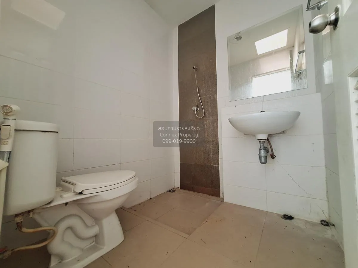 For Sale Townhouse/Townhome  , The Central Town Bueng - Sriracha 